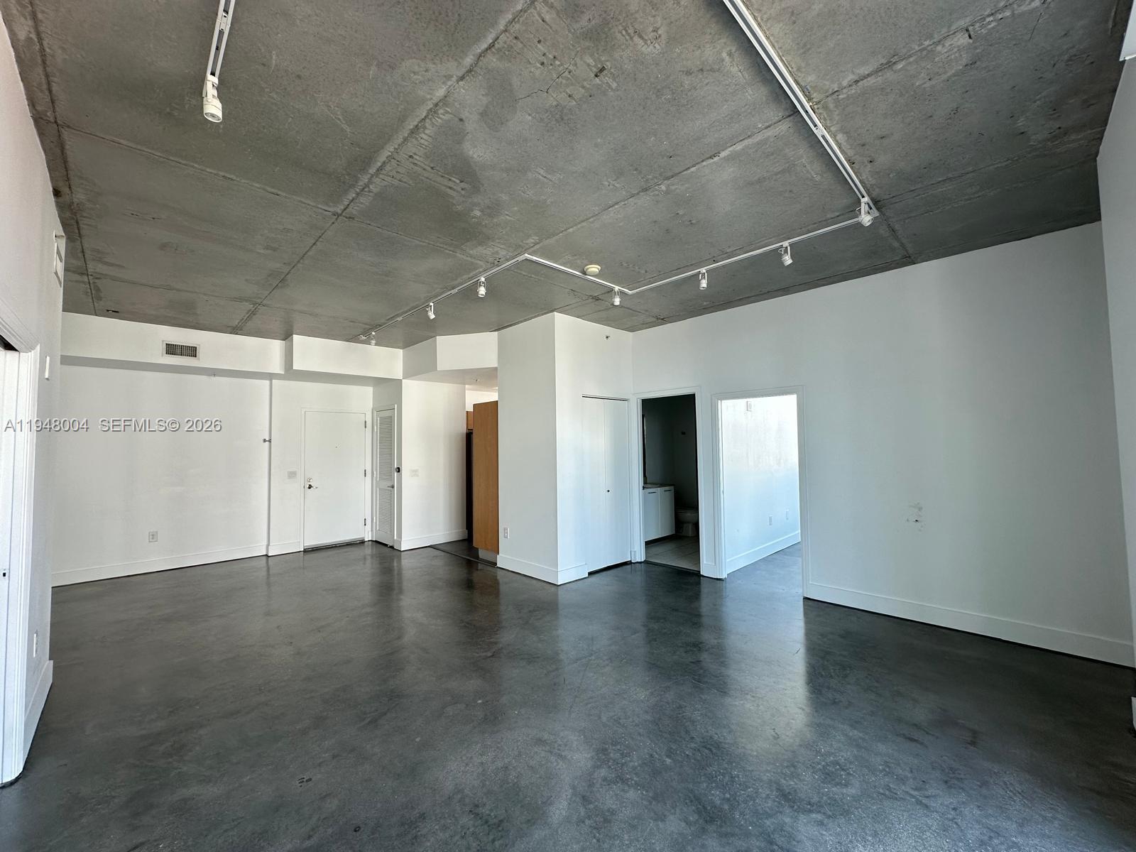 image Uptown Lofts10