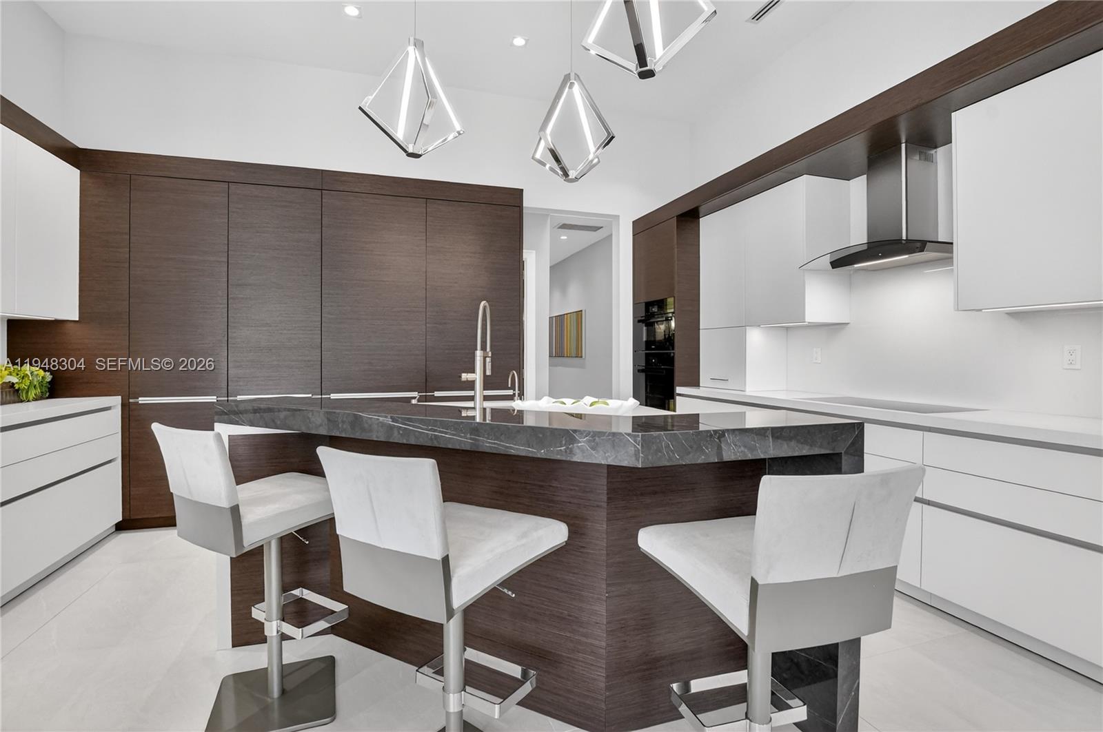 6860 Queenferry Cir Boca Raton, FL 33496