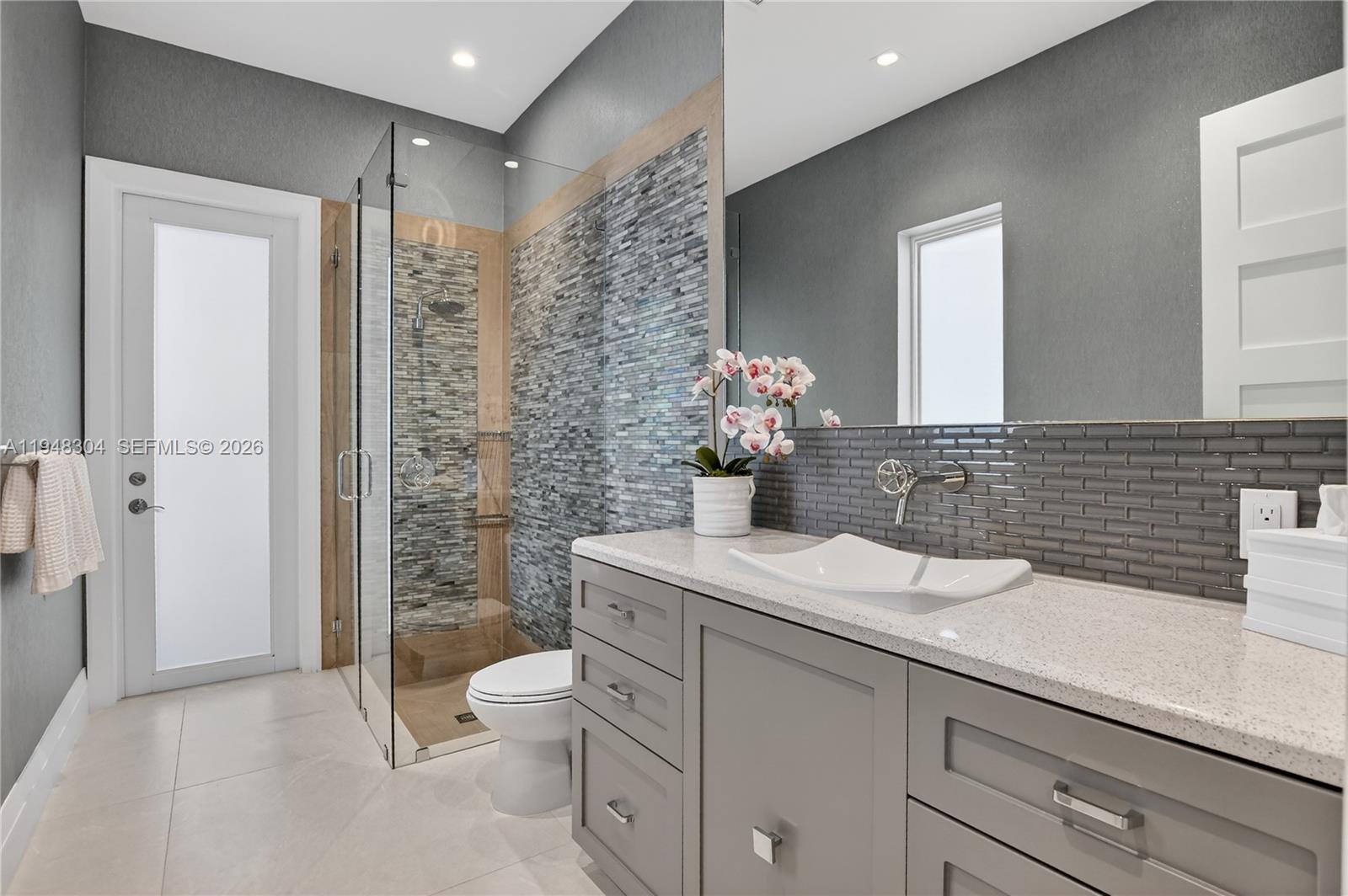 6860 Queenferry Cir Boca Raton, FL 33496