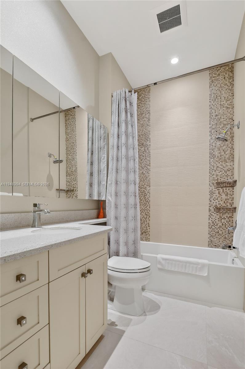 6860 Queenferry Cir Boca Raton, FL 33496