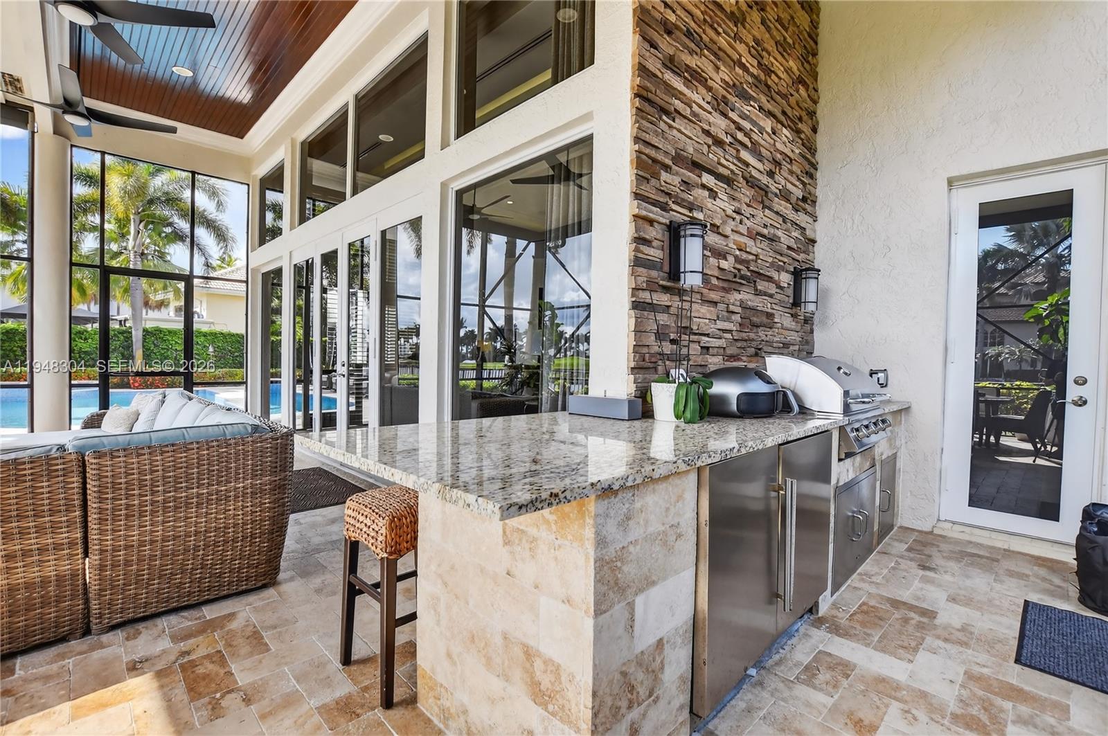 6860 Queenferry Cir Boca Raton, FL 33496