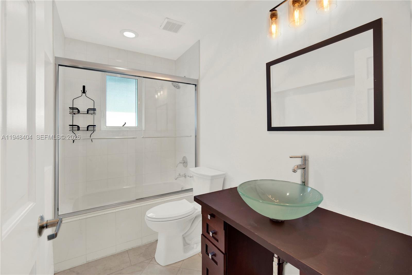 527 SW 20th Rd Miami, FL 33129