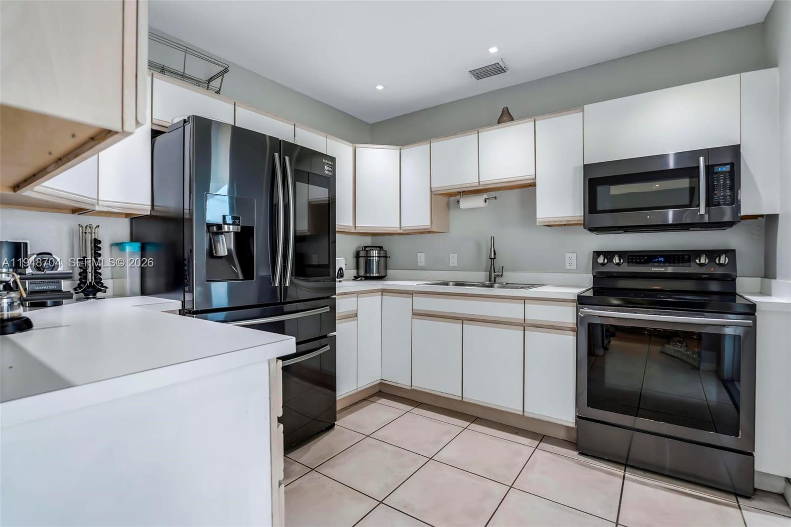 14860 Buchanan St Miami, FL 33176