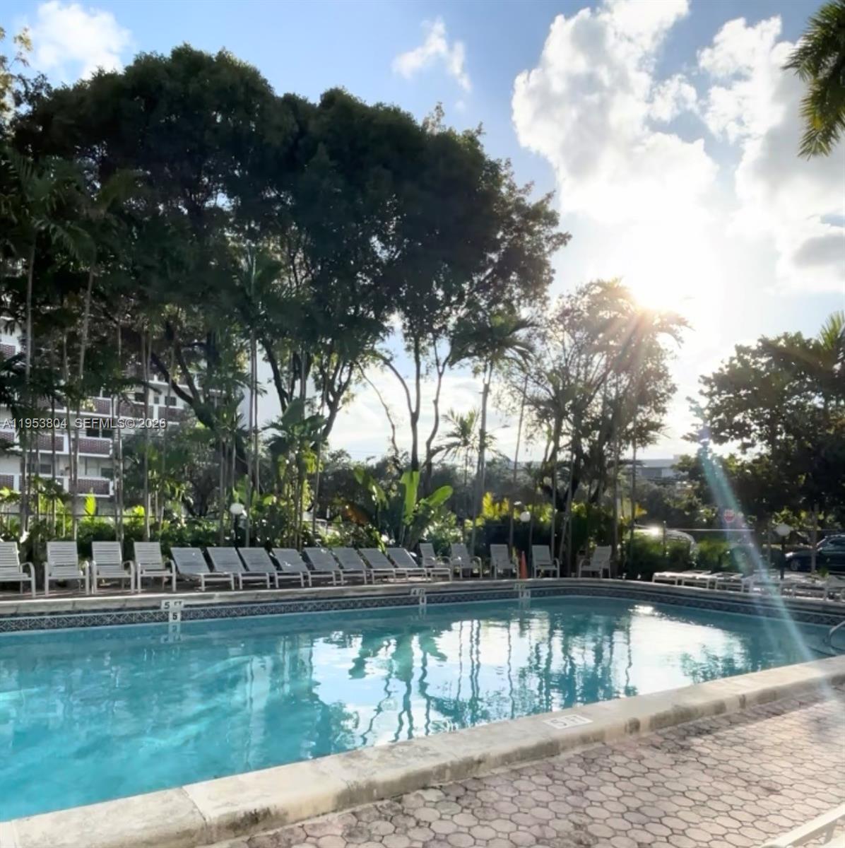 3703 NE 166th St #602 North Miami Beach, FL 33160