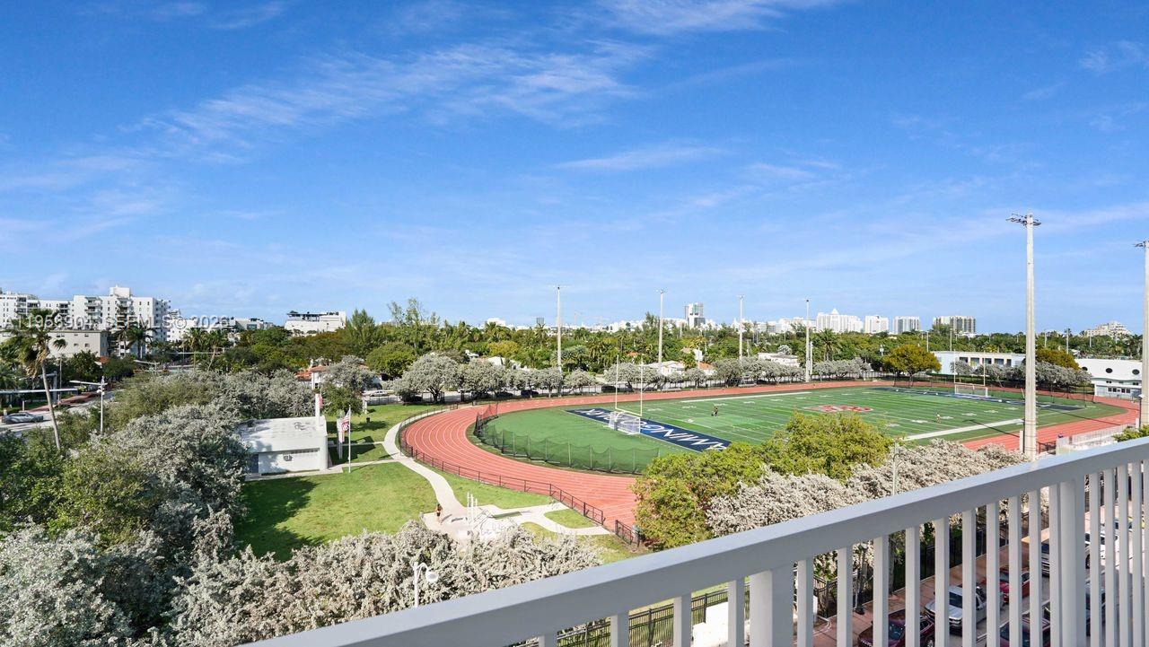 1130 11th St #6J Miami Beach, FL 33139