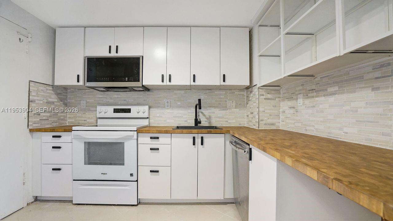 1130 11th St #6J Miami Beach, FL 33139