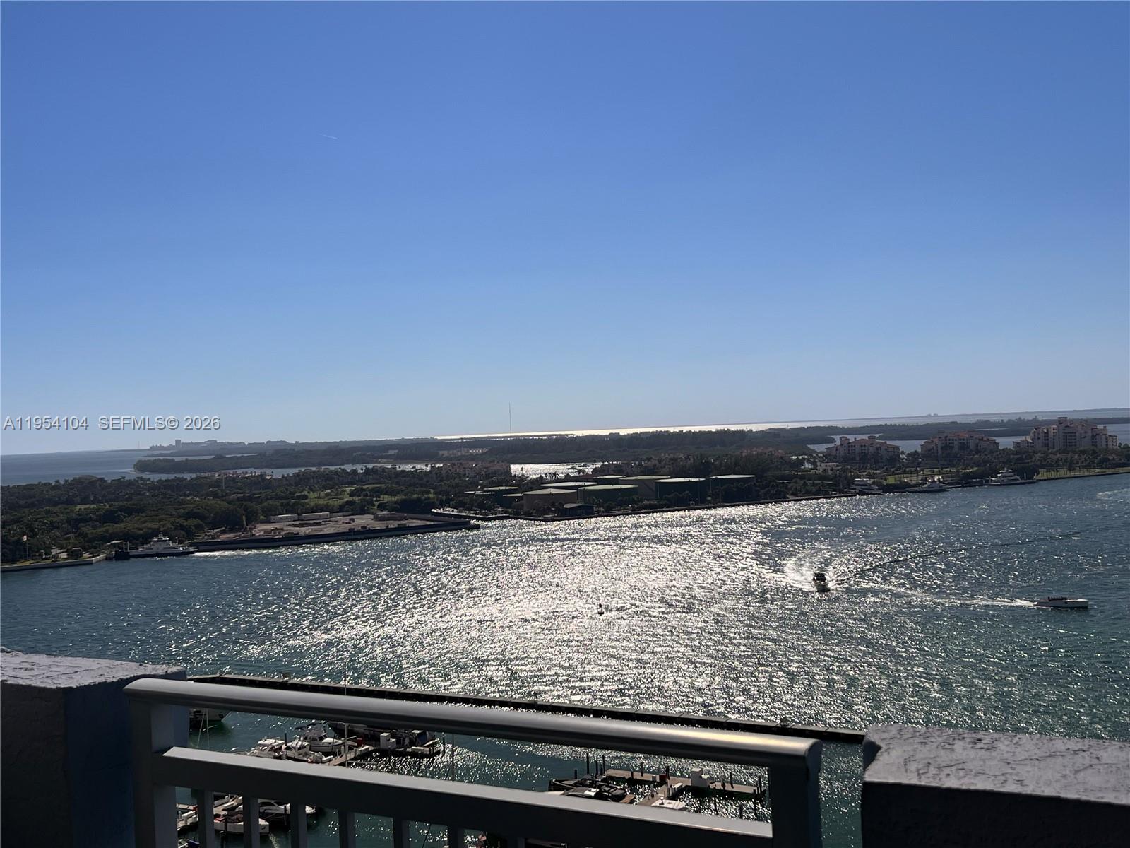 90 Alton Rd #2110 Miami Beach, FL 33139