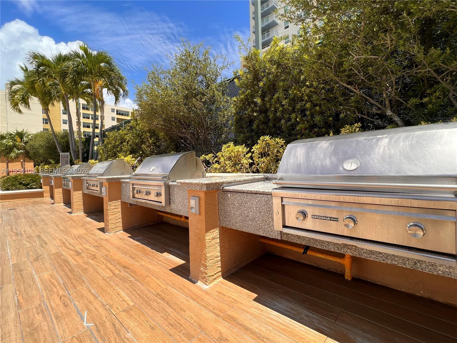 90 Alton Rd #2110 Miami Beach, FL 33139