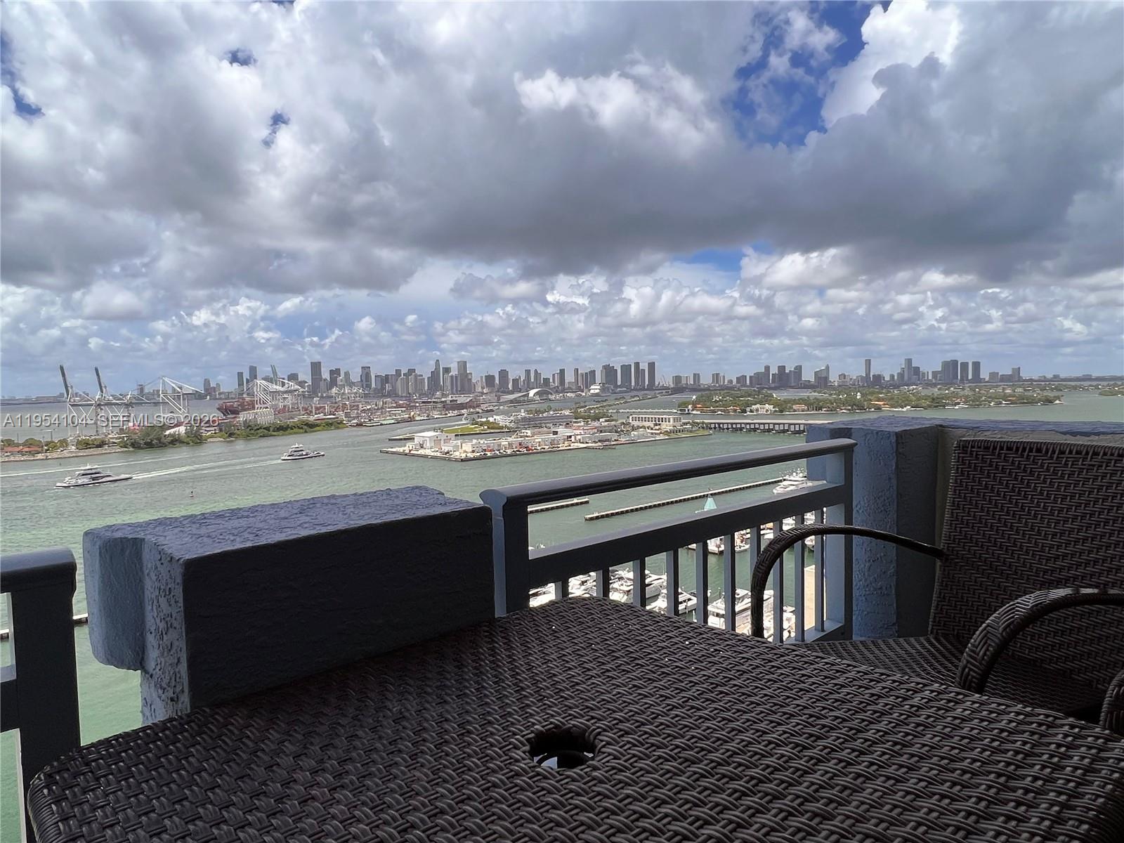 90 Alton Rd #2110 Miami Beach, FL 33139