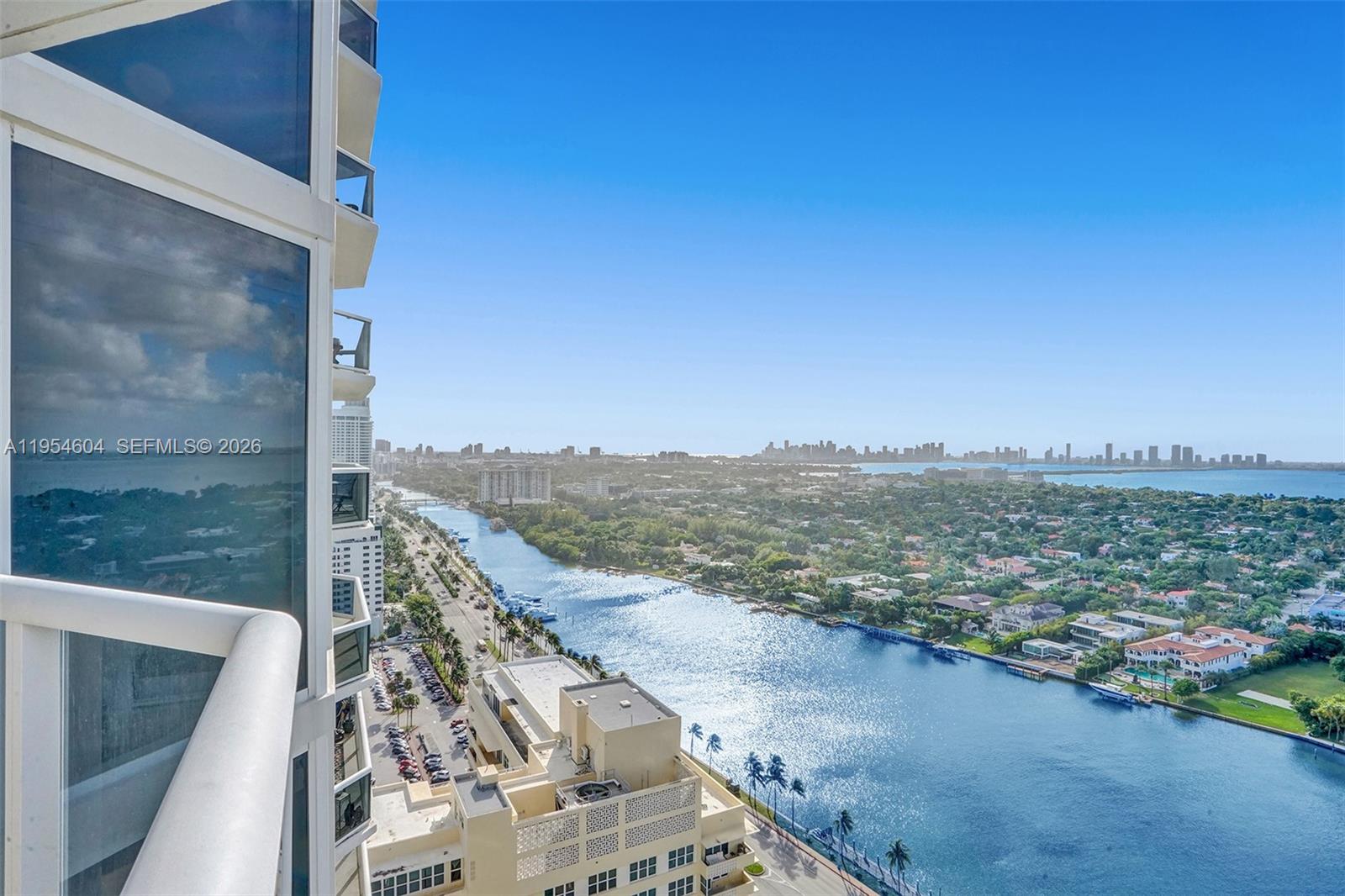 image Green Diamond12