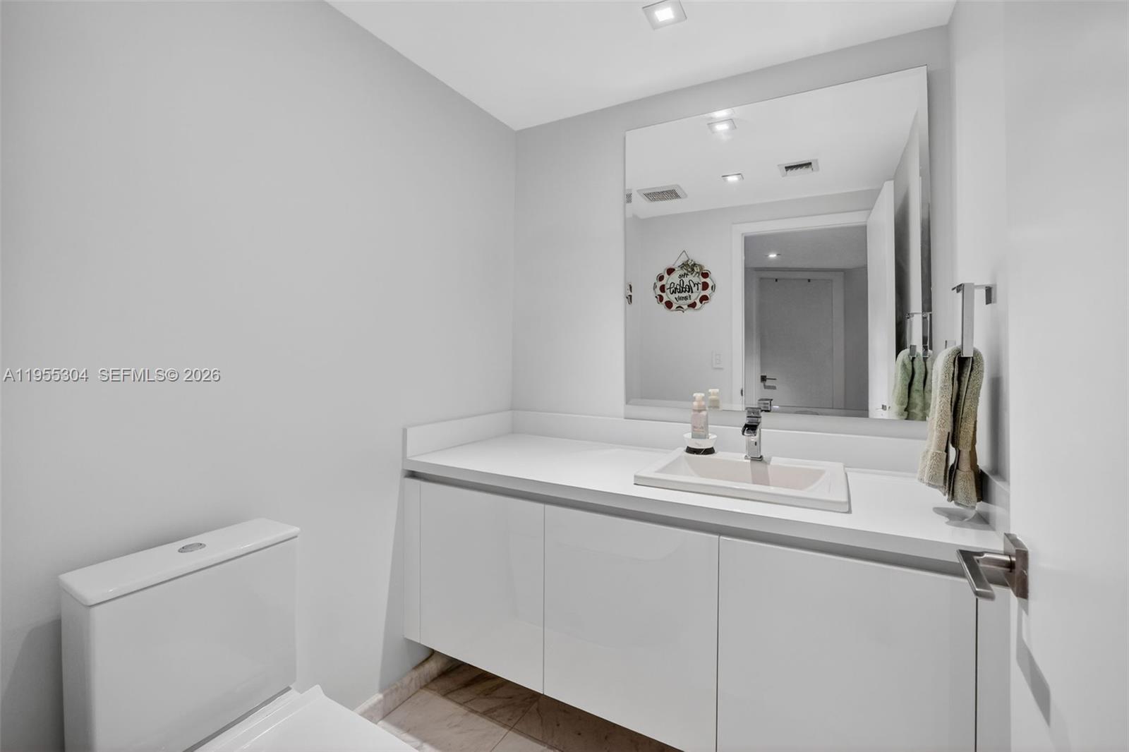 701 N Fort Lauderdale Bch Blvd #114 Fort Lauderdale, FL 33304