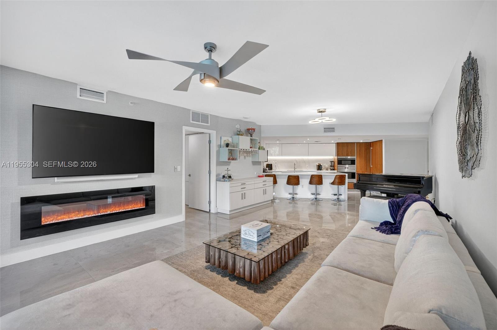 701 N Fort Lauderdale Bch Blvd #114 Fort Lauderdale, FL 33304