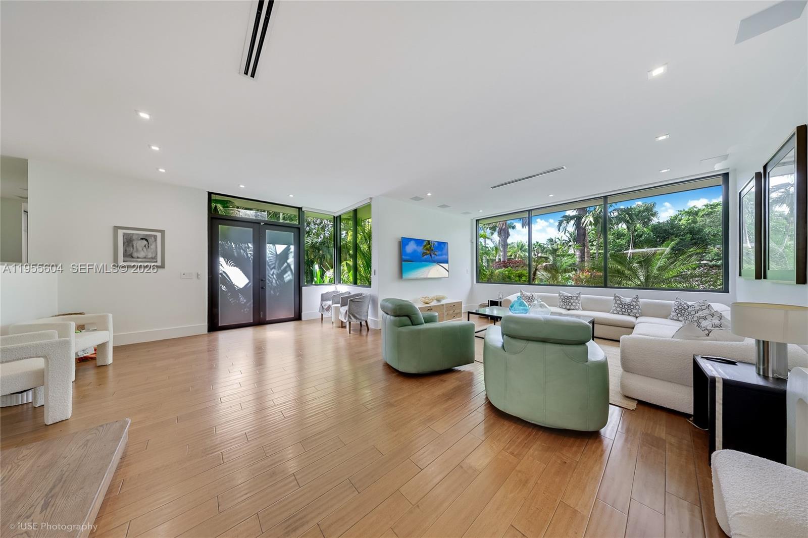 2815 Regatta Ave Miami Beach, FL 33140