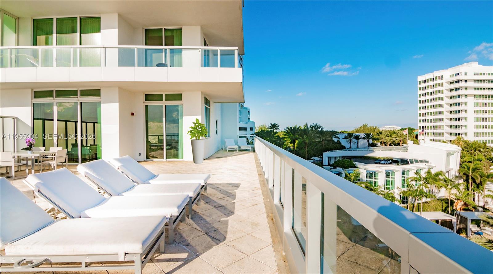 image Fontainebleau III4