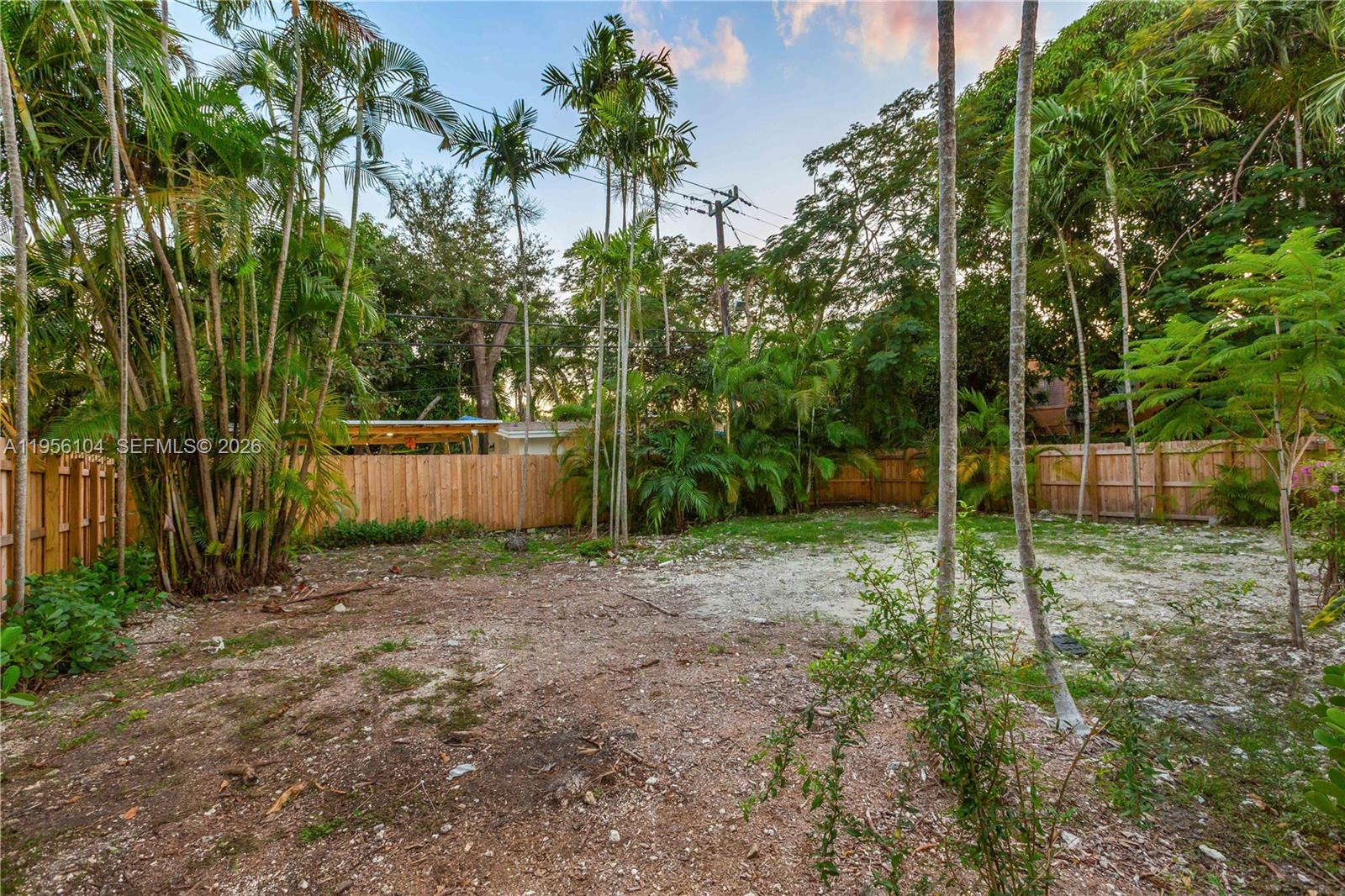 3616 SW 26th St Miami, FL 33133