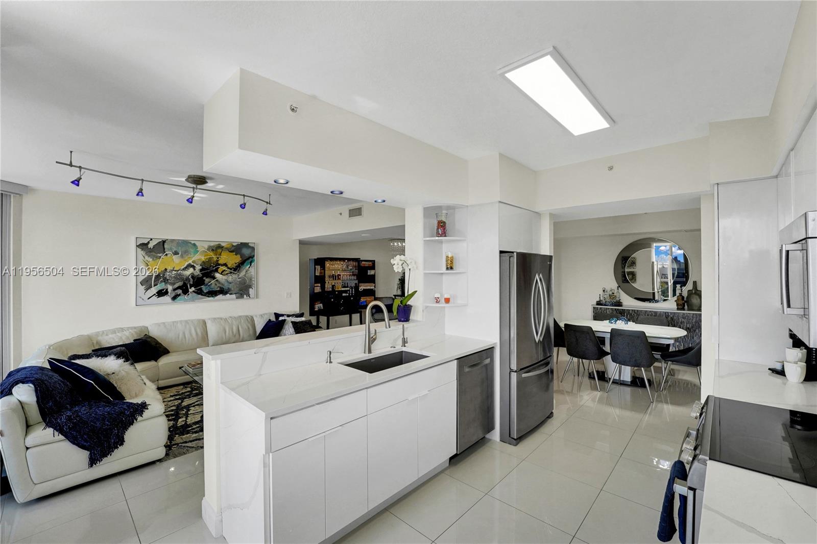 3100 N Ocean Blvd #606 Fort Lauderdale, FL 33308