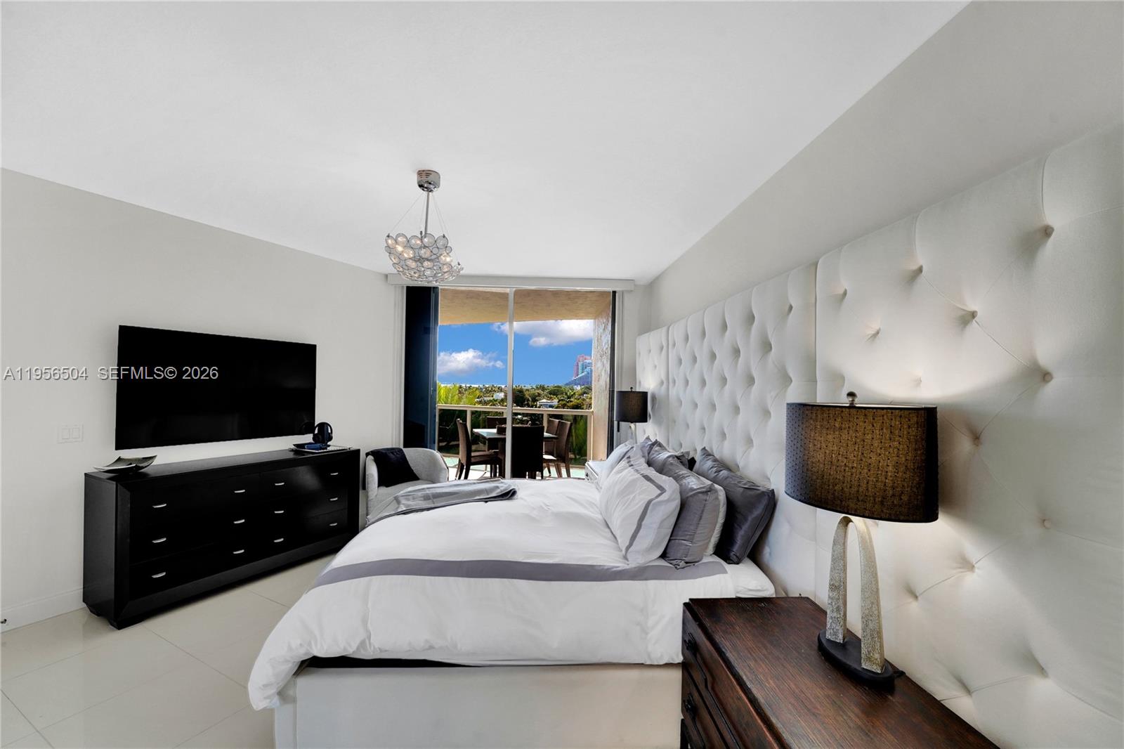 3100 N Ocean Blvd #606 Fort Lauderdale, FL 33308