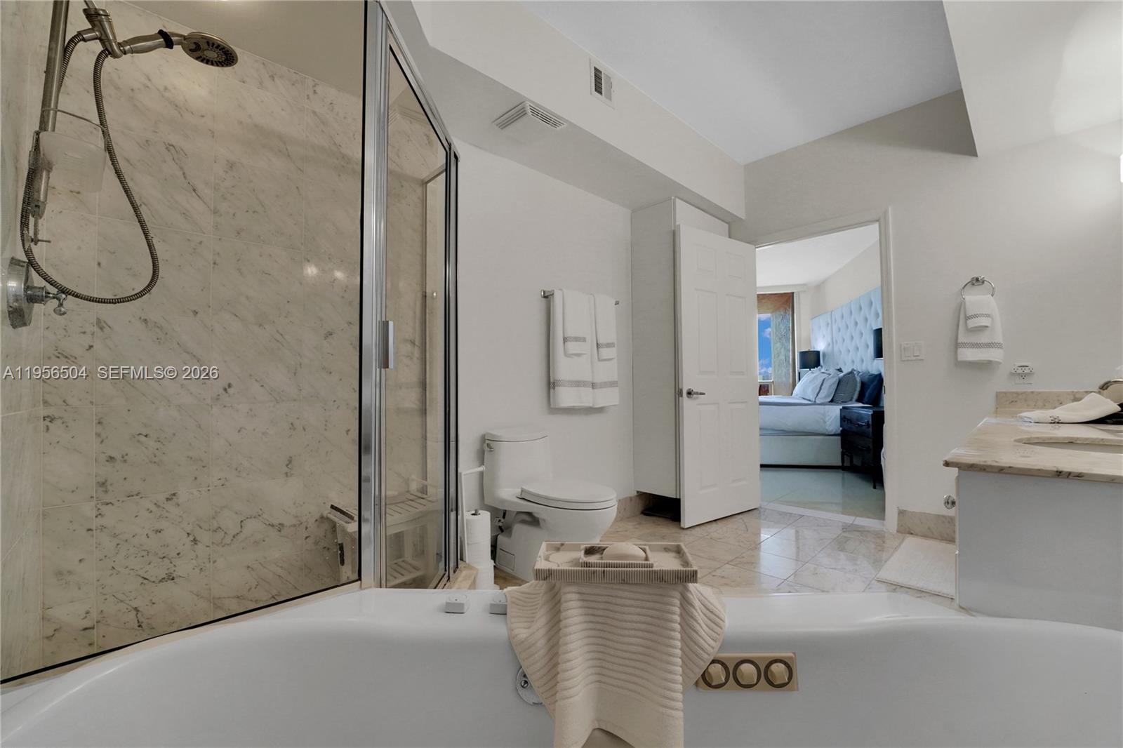 3100 N Ocean Blvd #606 Fort Lauderdale, FL 33308