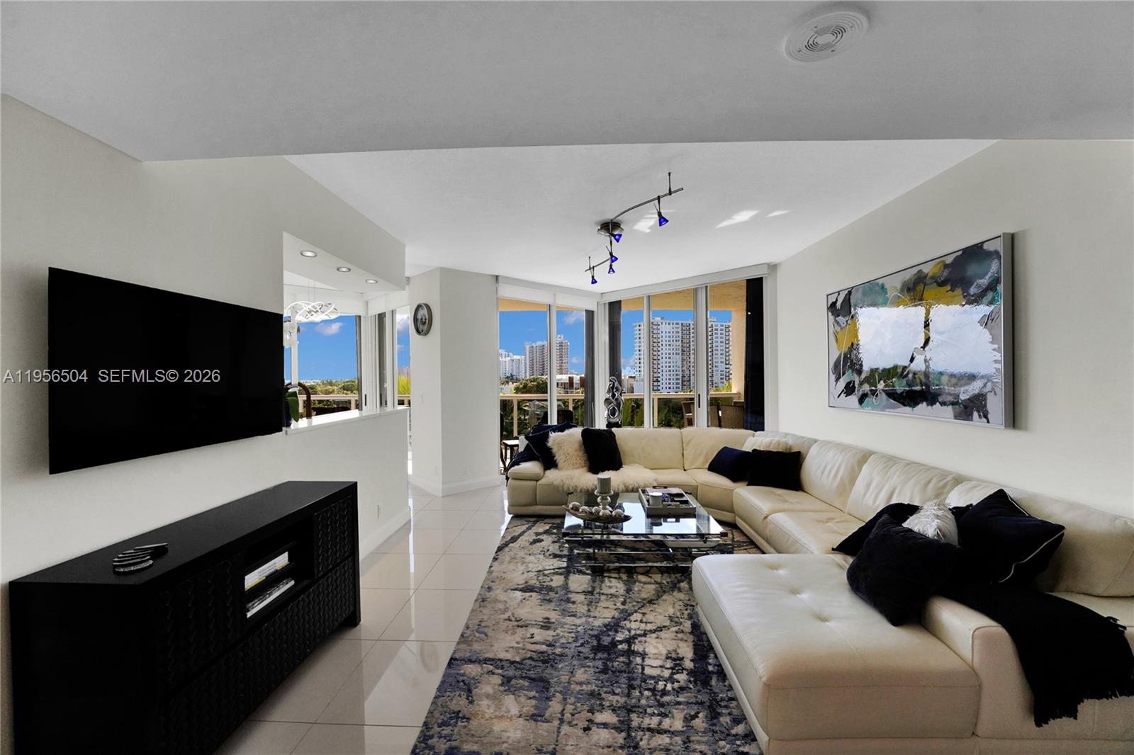 3100 N Ocean Blvd #606 Fort Lauderdale, FL 33308