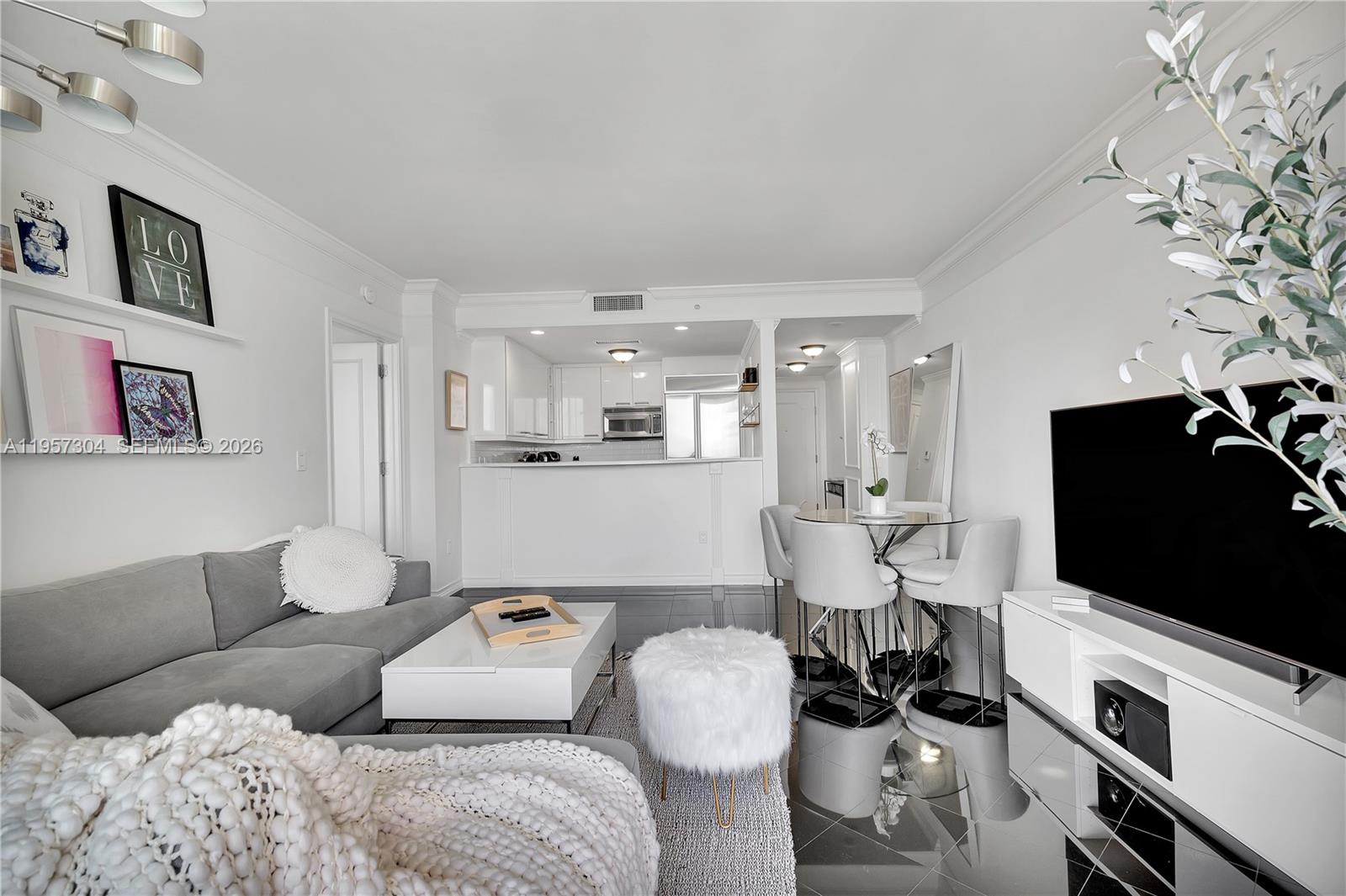 image Ritz-Carlton Coconut Grove2