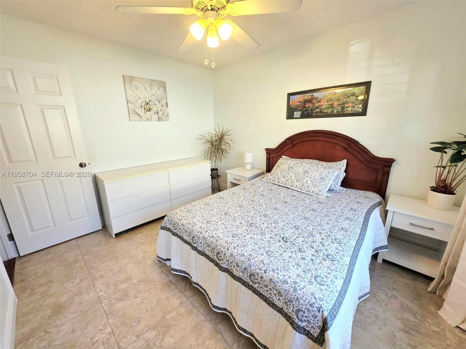 3371 NW 67th St Fort Lauderdale, FL 33309