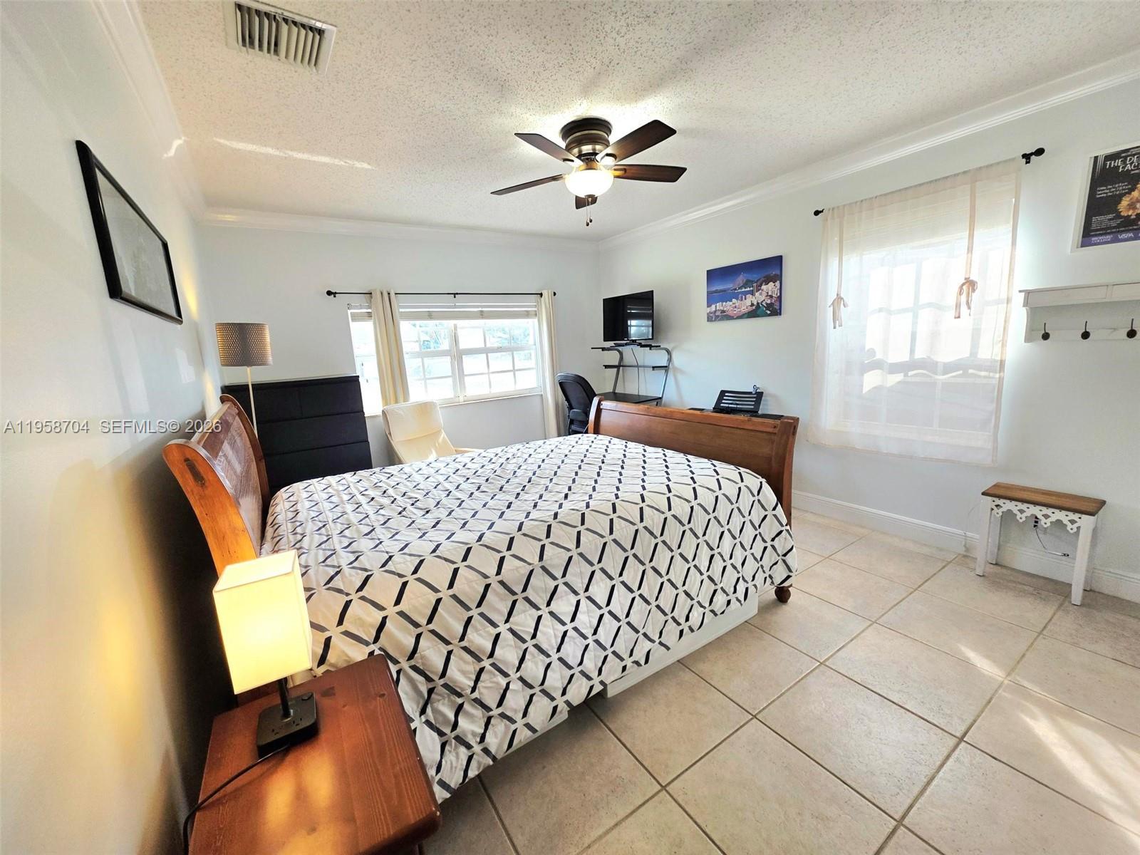 3371 NW 67th St Fort Lauderdale, FL 33309