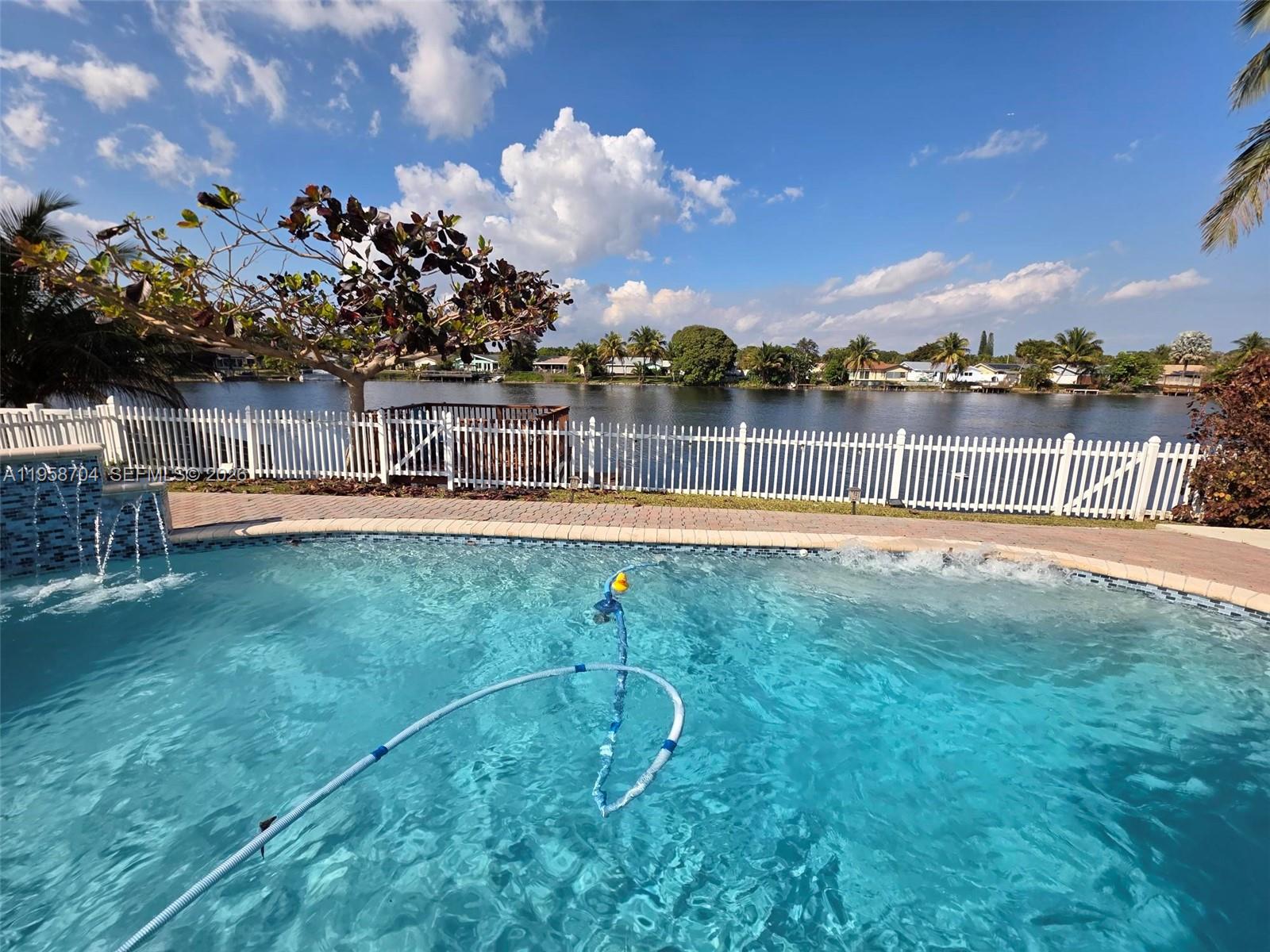 3371 NW 67th St Fort Lauderdale, FL 33309