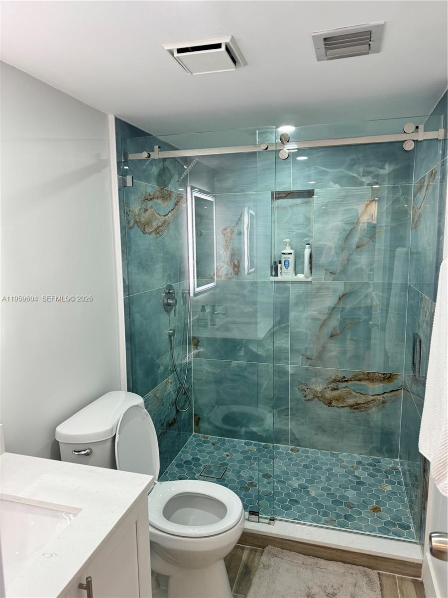 9273 Collins Ave #810 Surfside, FL 33154