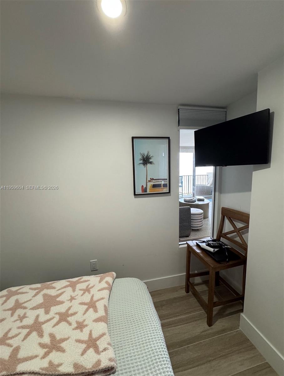 9273 Collins Ave #810 Surfside, FL 33154