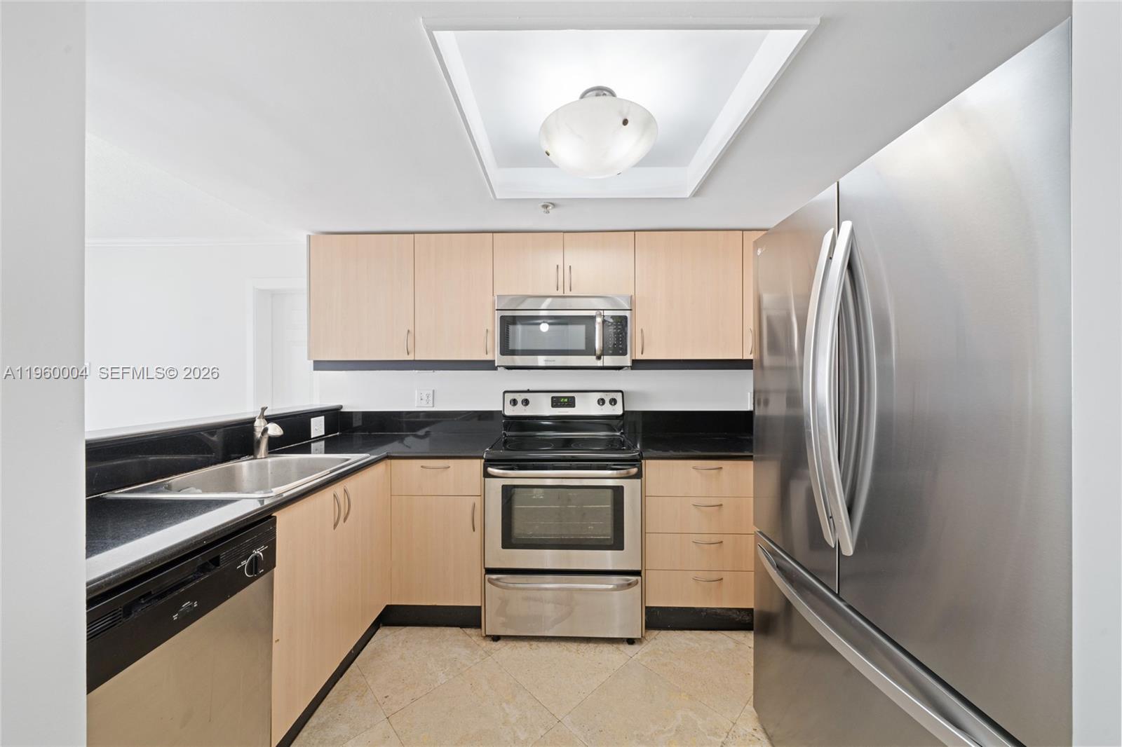 2951 S Bayshore Dr #PH-3 Miami, FL 33133