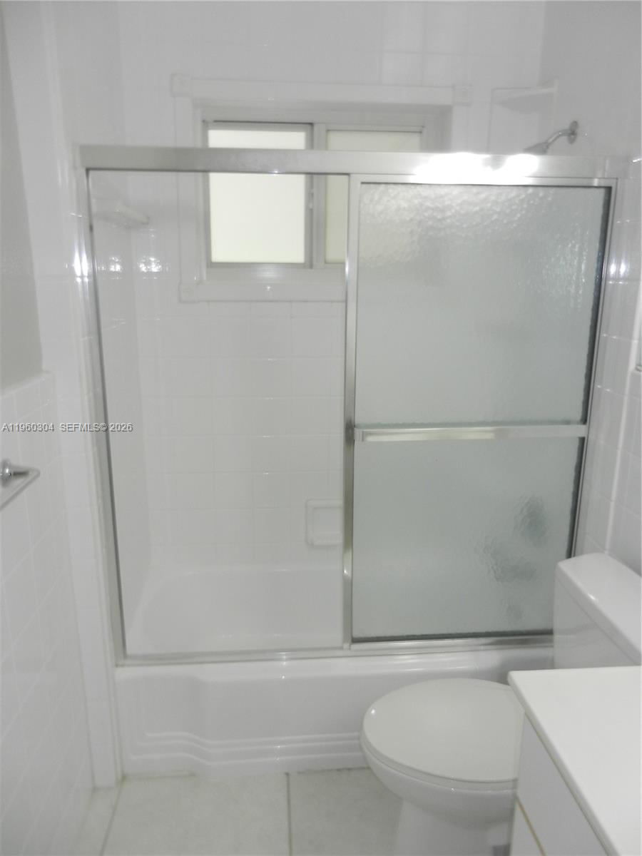 3700 Cleveland St Hollywood, FL 33021