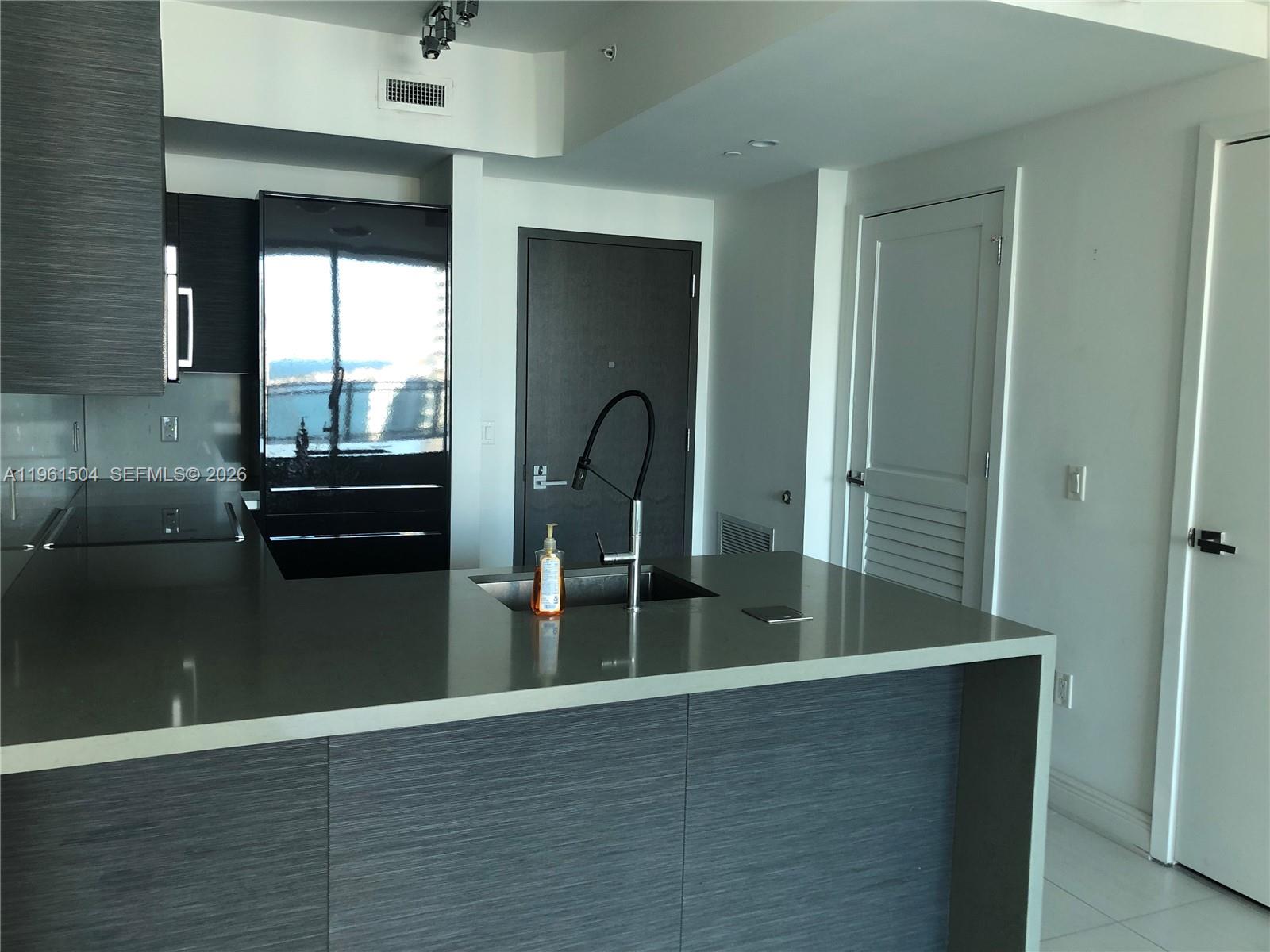 image The Bond on Brickell10