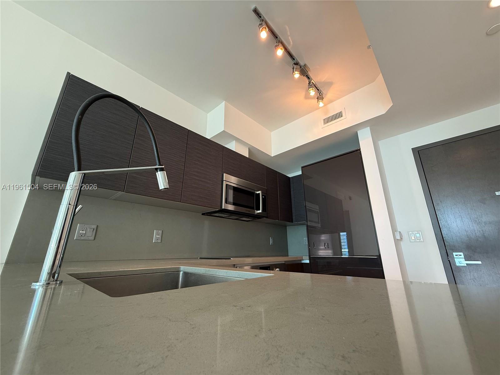 image The Bond on Brickell15