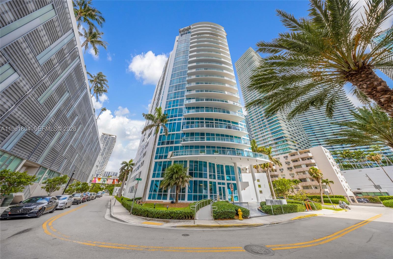 image Platinum Condominium2