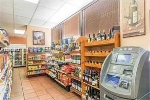 image Charter Club22