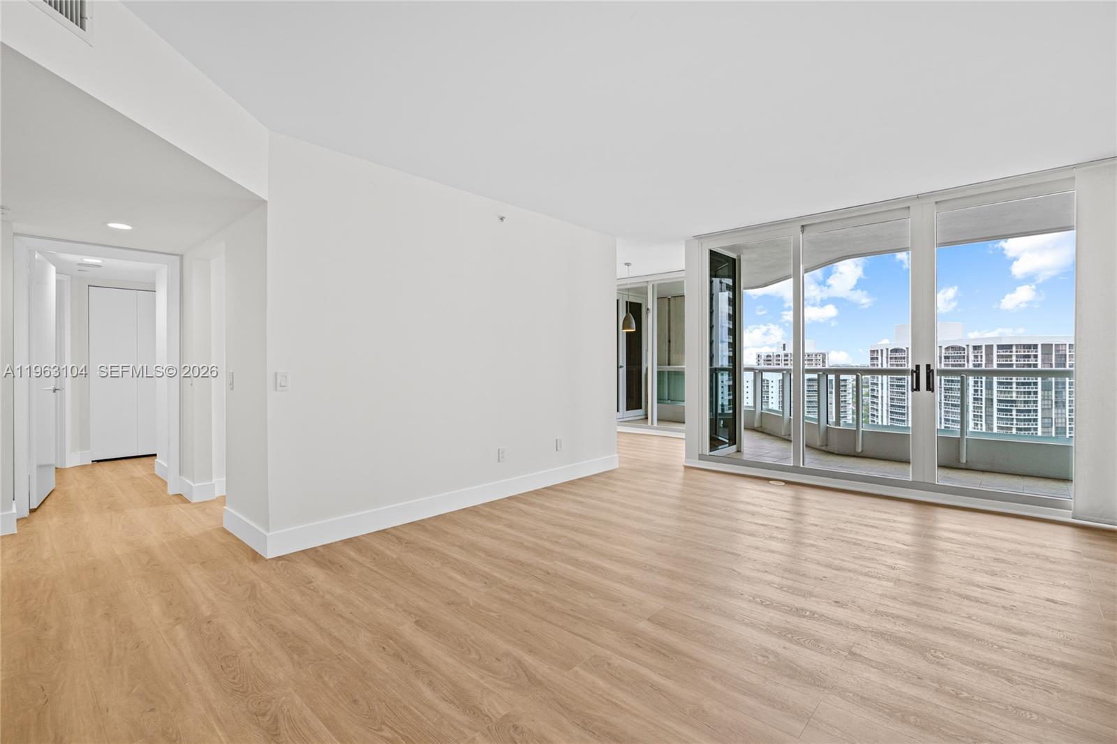 21055 Yacht Clb Dr #1903 Aventura, FL 33180