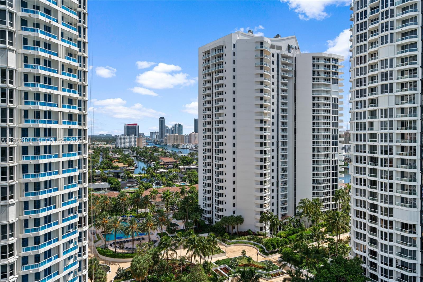 21055 Yacht Clb Dr #1903 Aventura, FL 33180