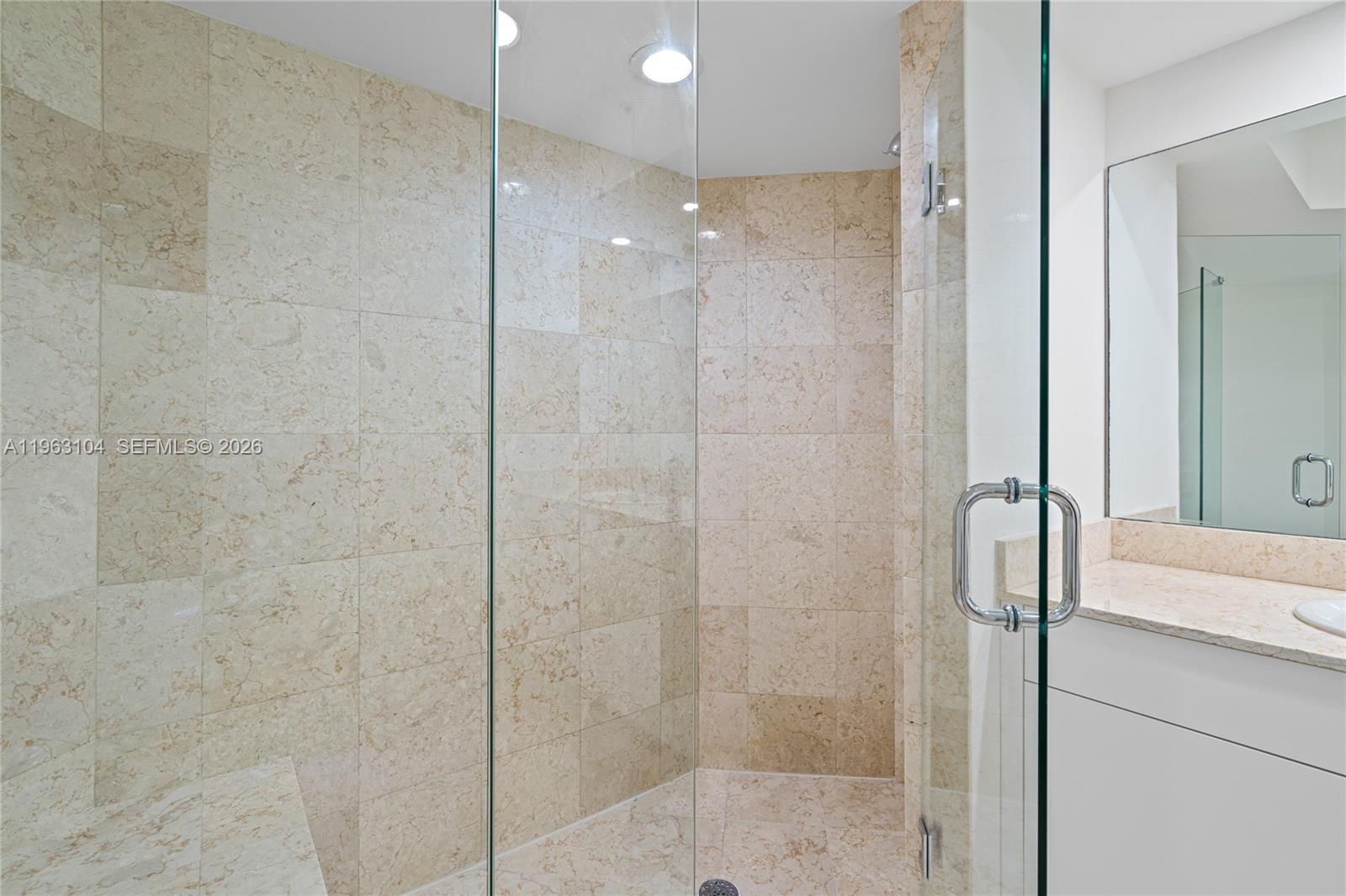 21055 Yacht Clb Dr #1903 Aventura, FL 33180