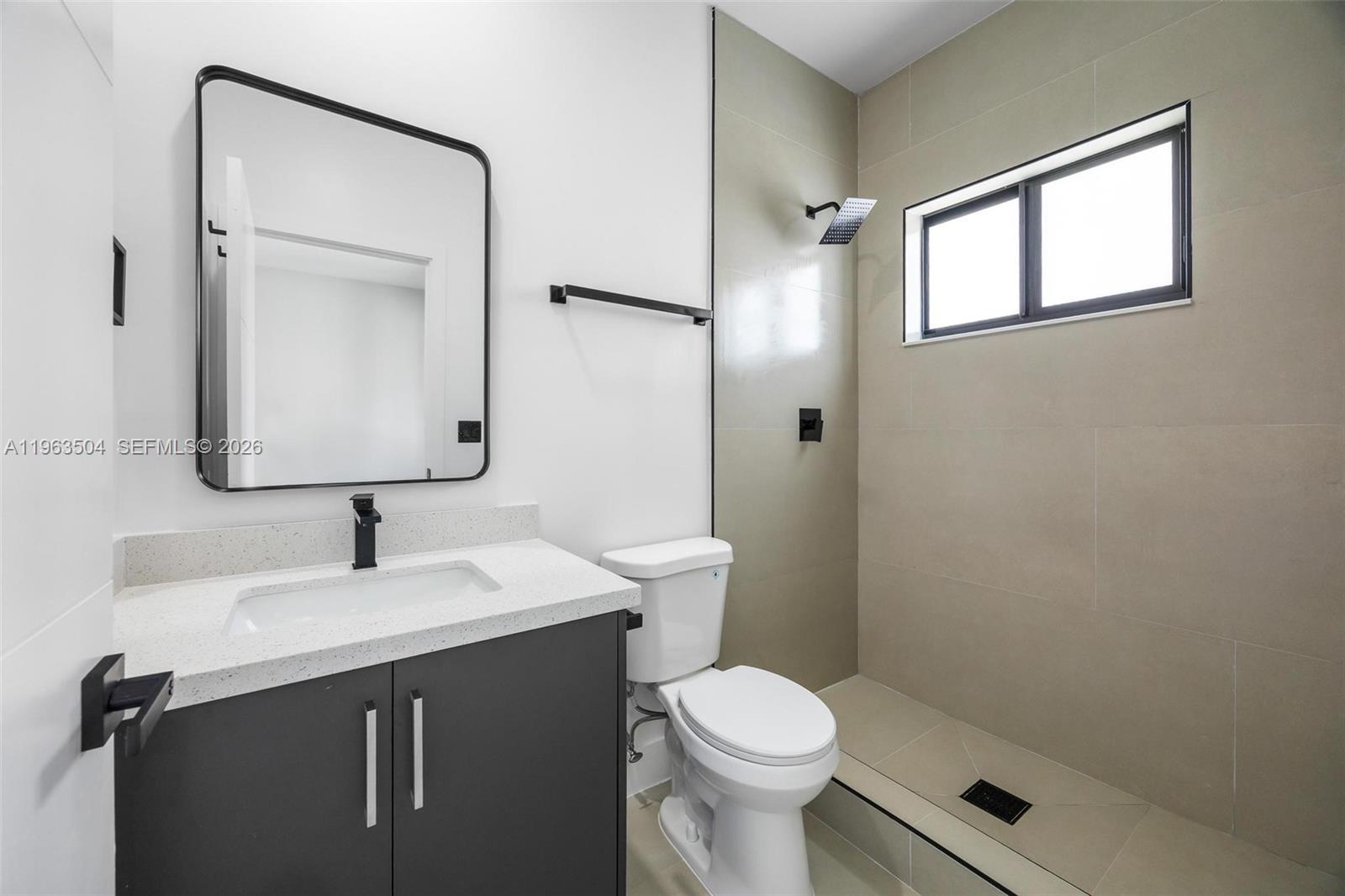 601 NW 3rd Ave Hallandale Beach, FL 33009