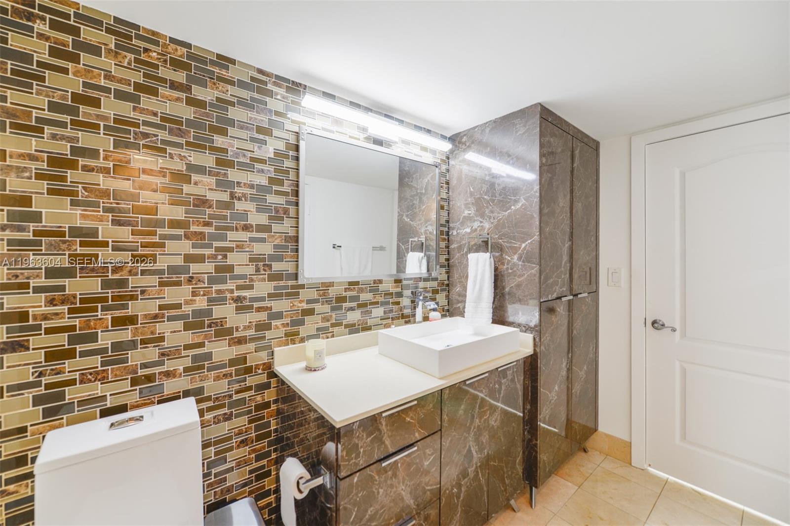 2101 Brickell Ave #2009 Miami, FL 33129