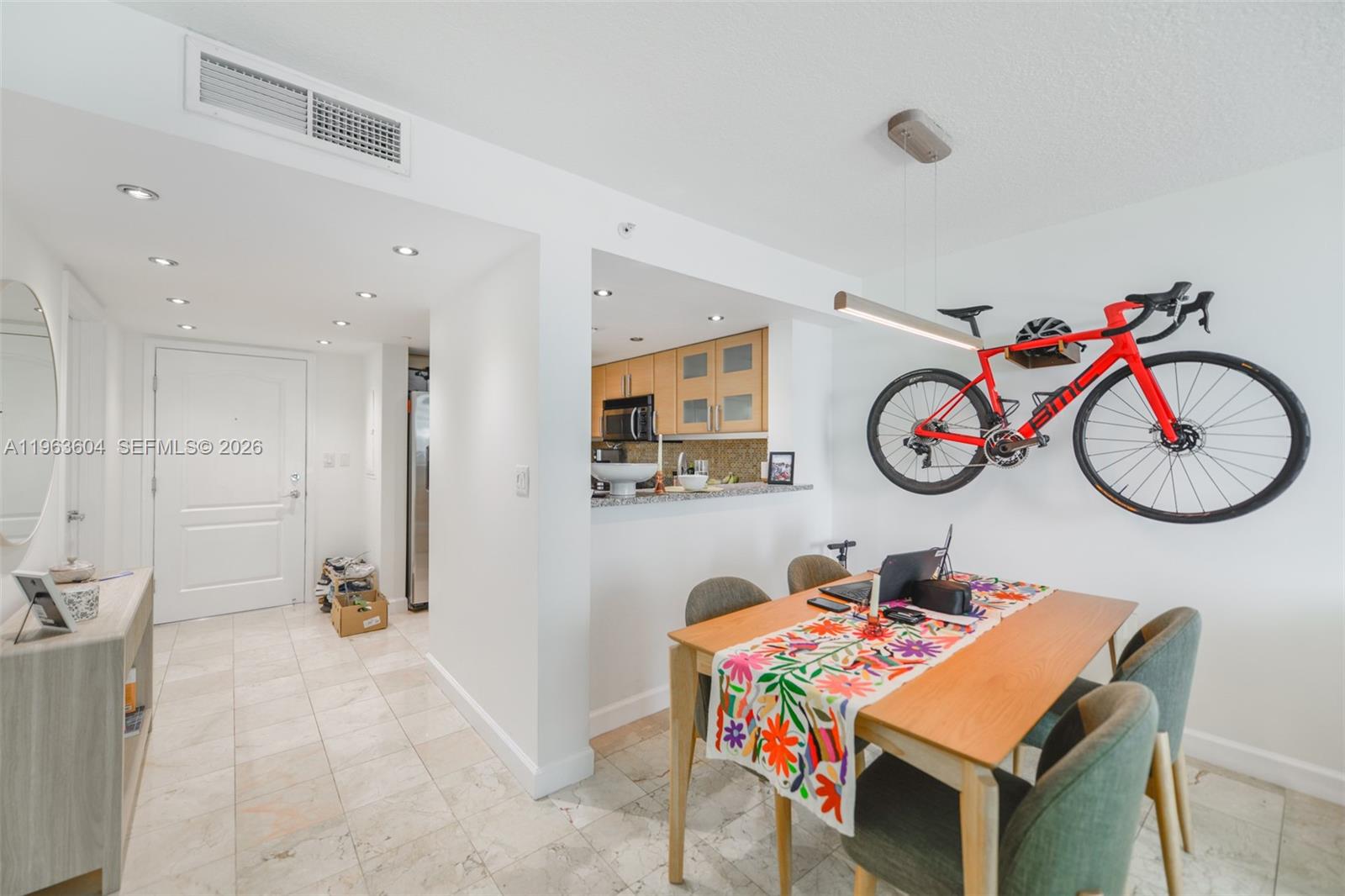 2101 Brickell Ave #2009 Miami, FL 33129