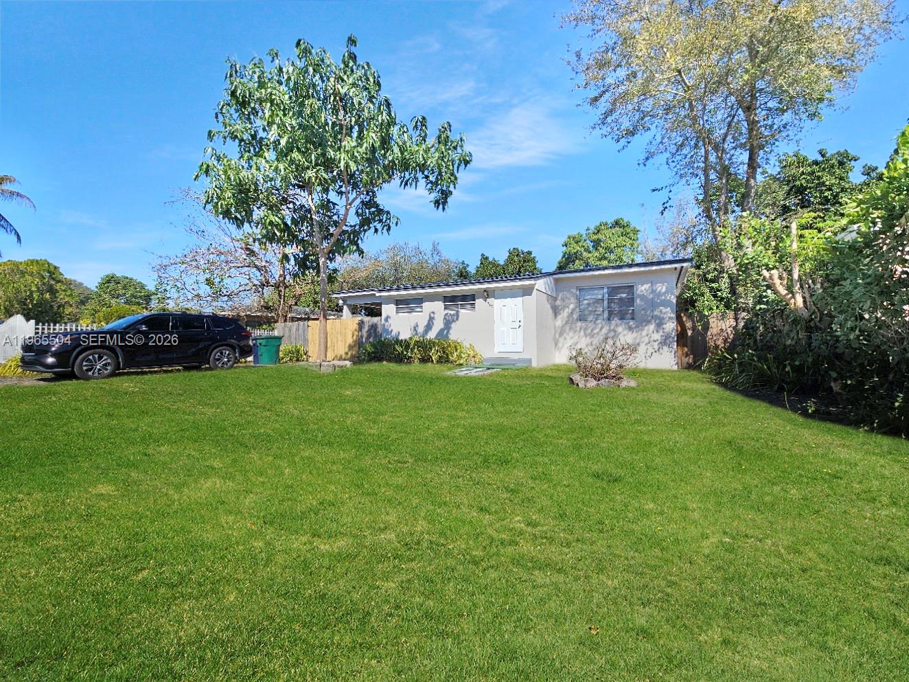 315 NE 165th St #315