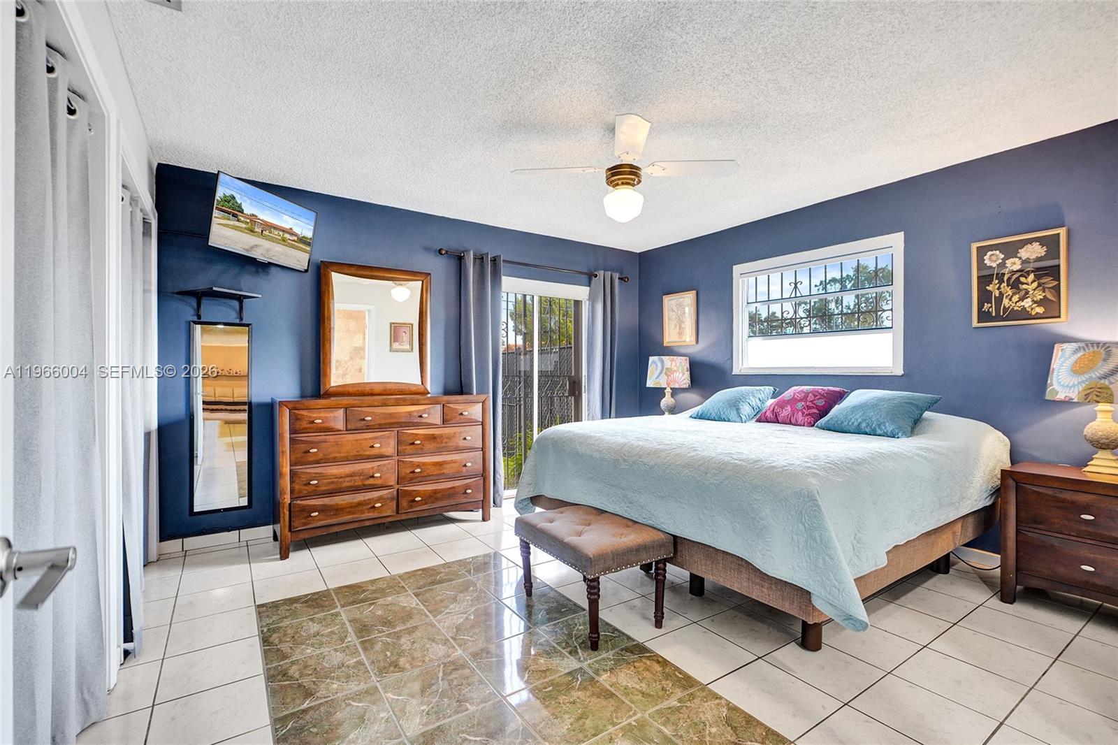 6501 SW 30th St Miami, FL 33155