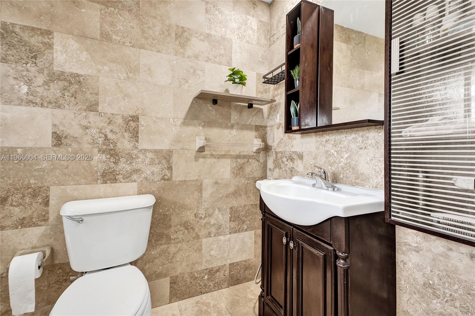 6501 SW 30th St Miami, FL 33155