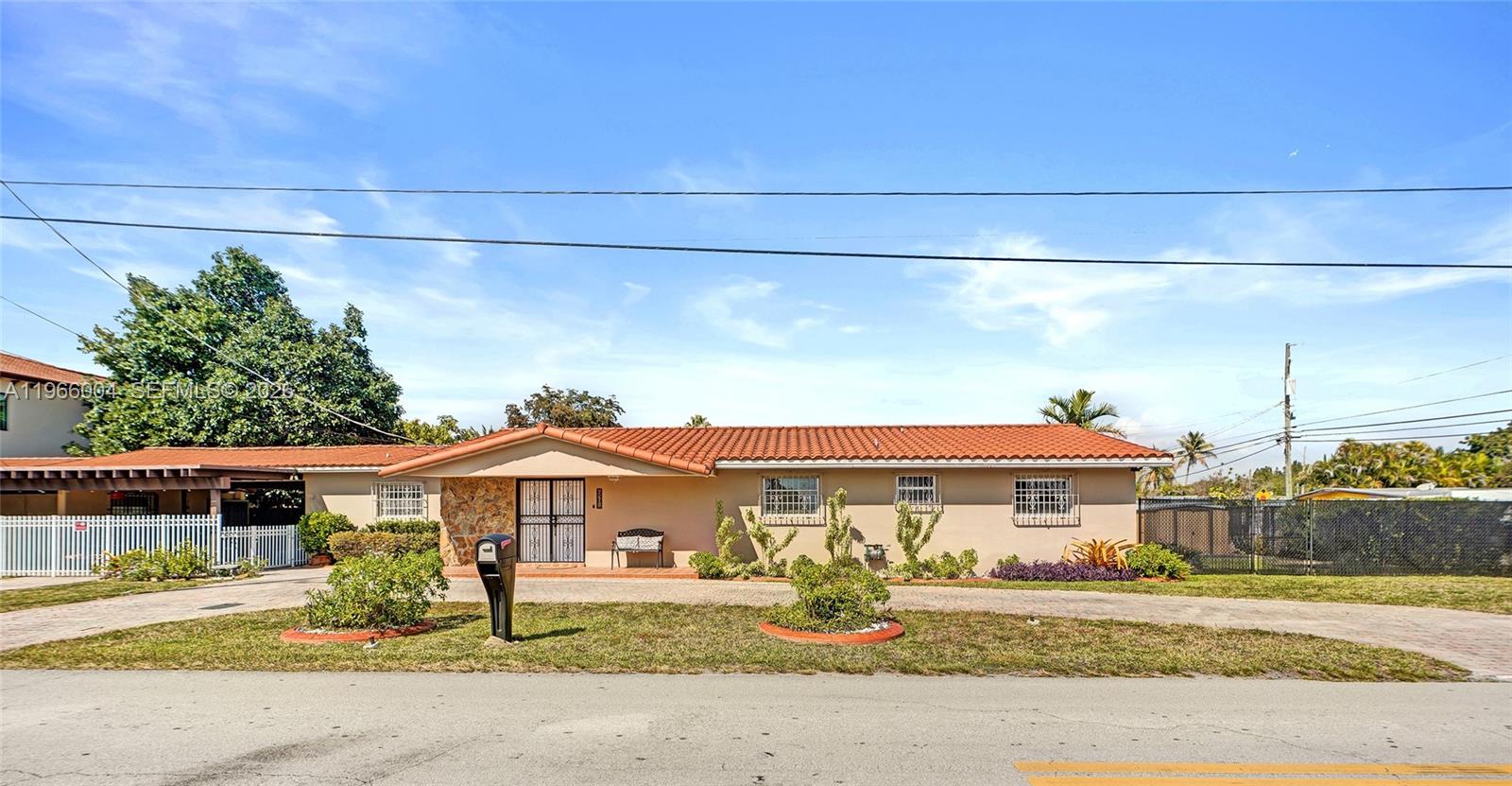 6501 SW 30th St Miami, FL 33155