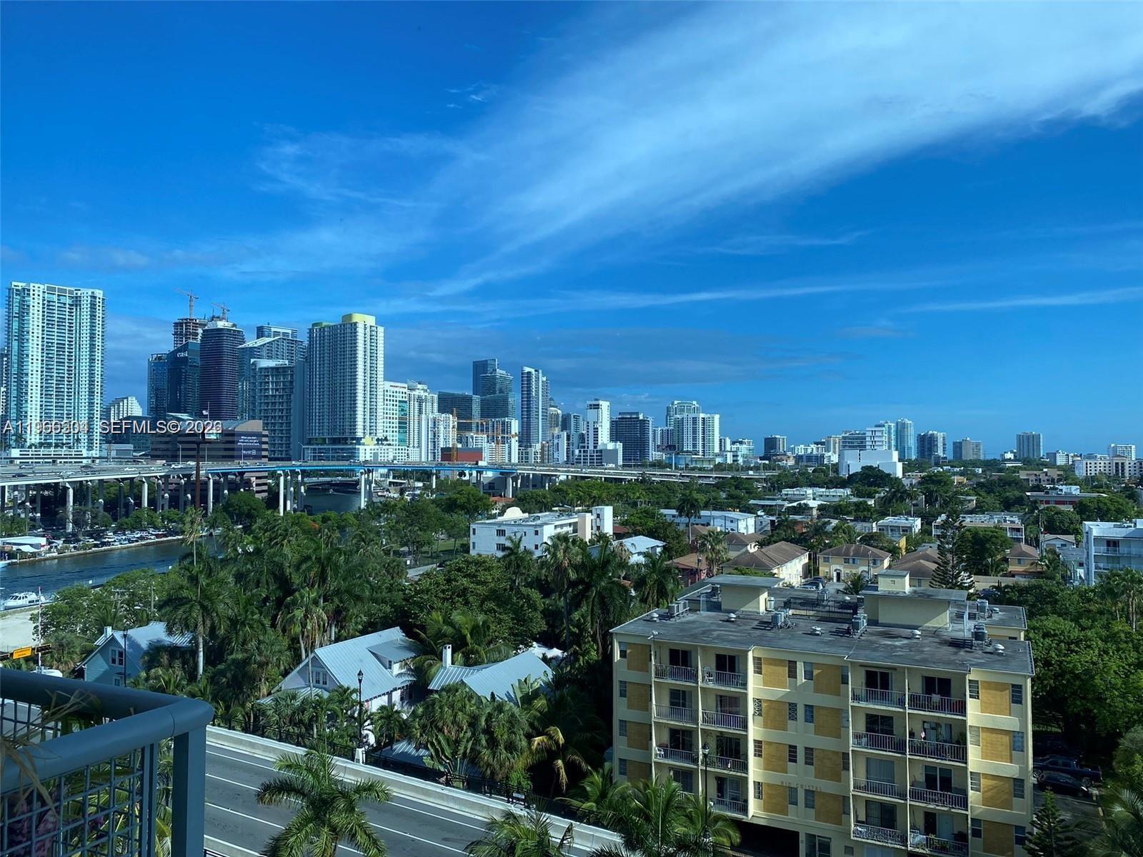 10 SW South Riv Dr #909 Miami, FL 33130