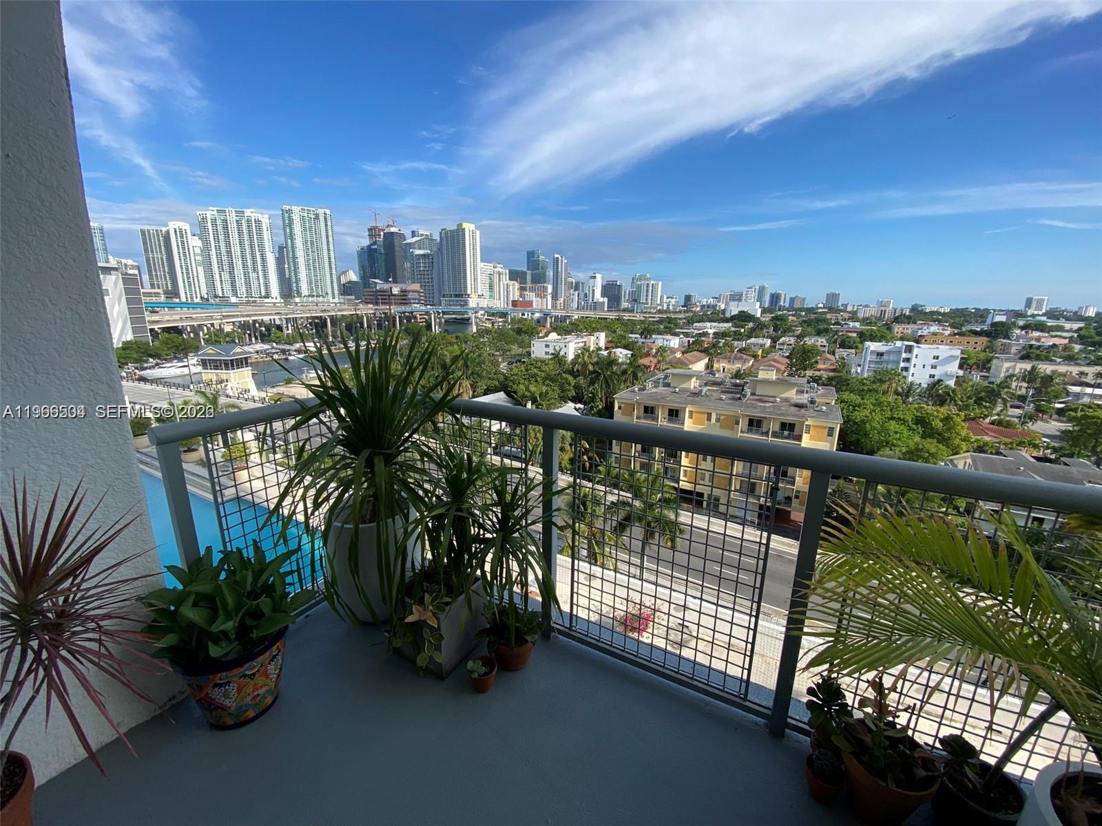 10 SW South Riv Dr #909 Miami, FL 33130