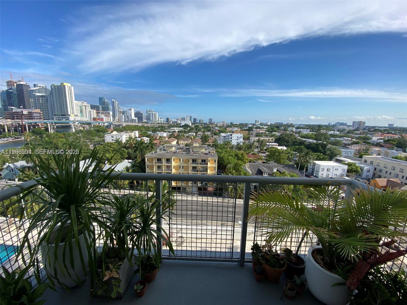 10 SW South Riv Dr #909 Miami, FL 33130