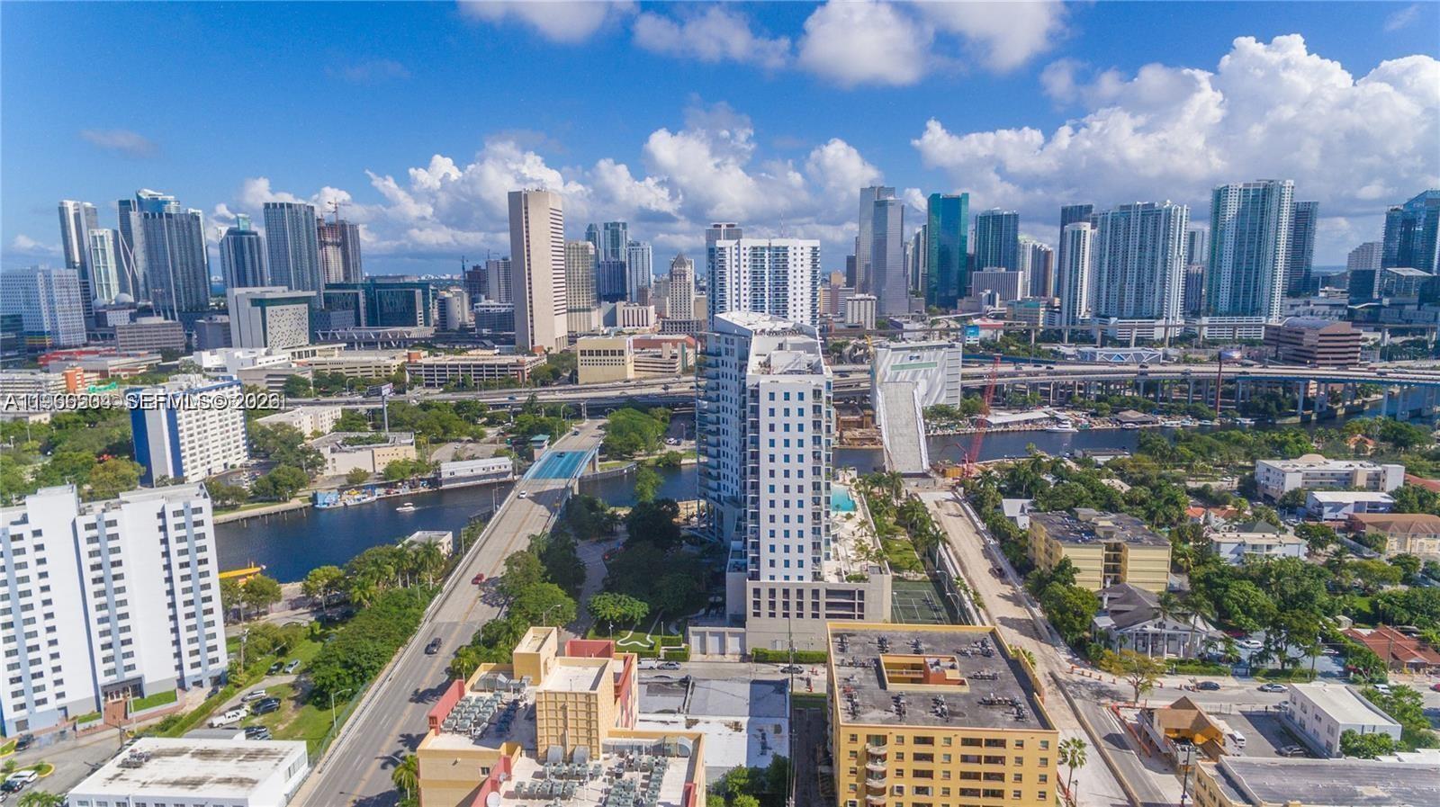 10 SW South Riv Dr #909 Miami, FL 33130