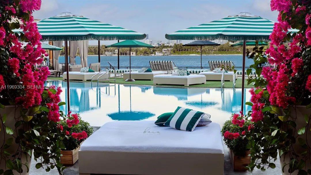 image Mondrian South Beach12